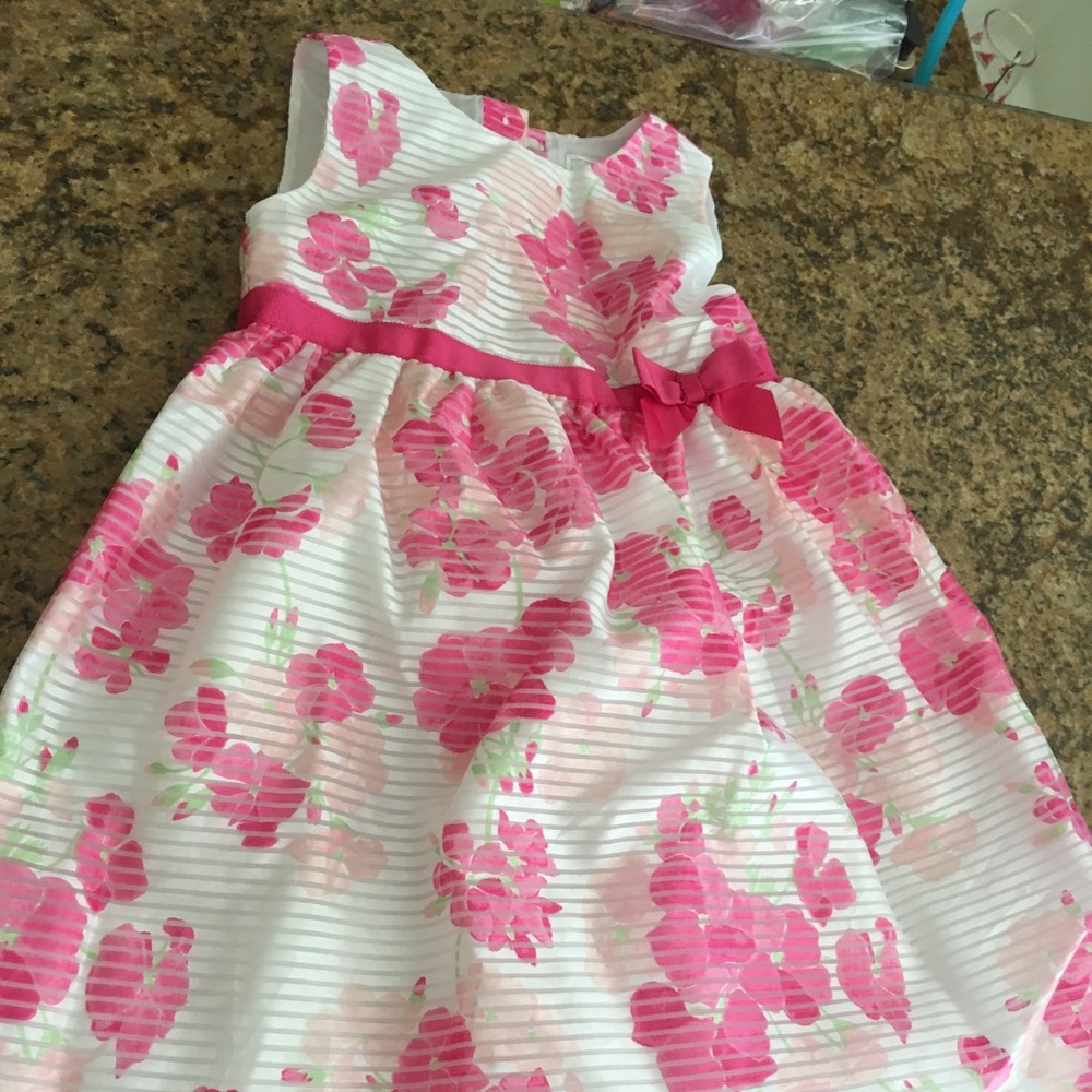Lot  of 4 DRESSES size 5/5t